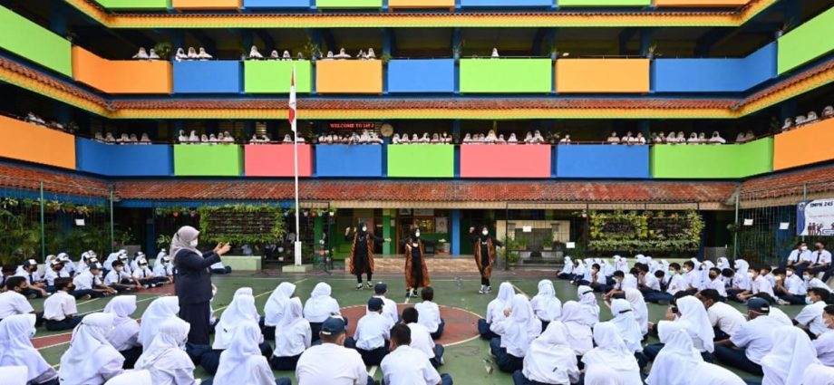 'Emergency situation': Indonesian government to tap police in tackling school bullying, support group says barriers persist