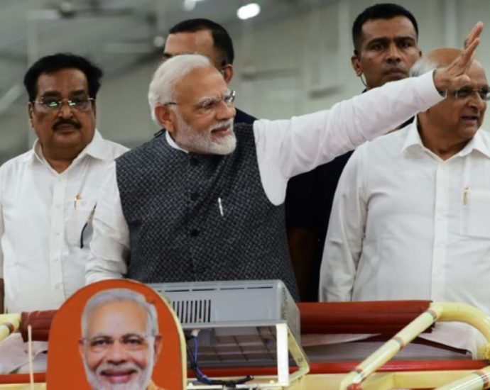 Indian police launch sweeping media raids, arrest two