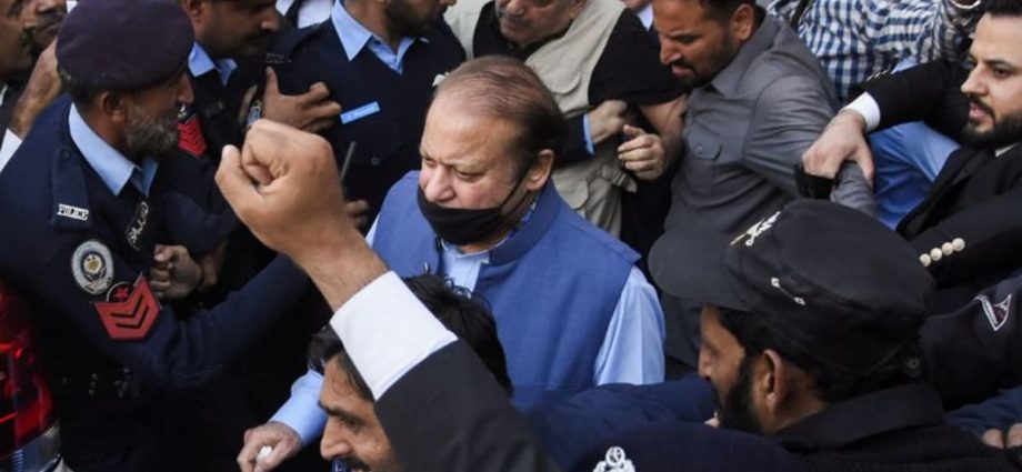 Pakistan’s ex-leader Nawaz Sharif regains right to appeal convictions, opening a path to election