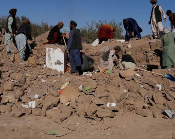 Rescue efforts wind down in quake-hit Afghanistan as villages bury dead