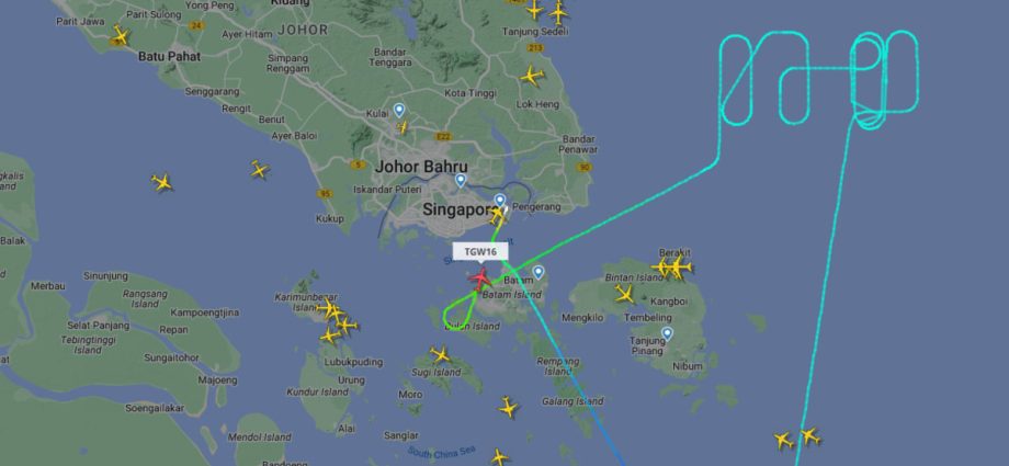 Scoot flight from Singapore to Perth turned back due to bomb threat; RSAF aircraft activated to escort plane