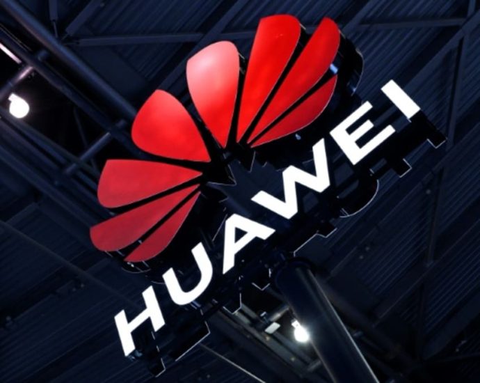 Taiwan to probe firms over Huawei chip plants in China