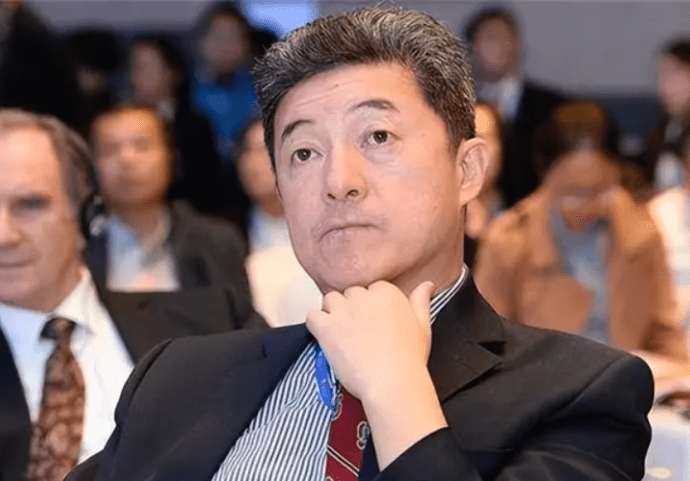 A Chinese physicist rises after inspirer faltered
