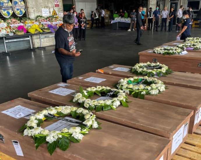 Analysis: Thai govt facing criticisms for being âamateurâ in handling hostage crisis amid Israel-Hamas war