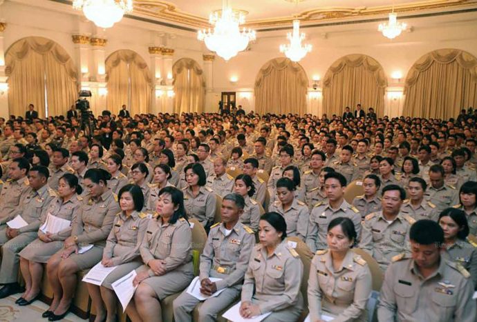 Cabinet backs 20% raise for civil servants
