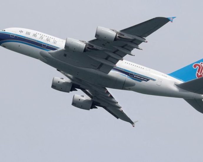 China Southern Airlines to honour US.30 flight tickets sold during glitch