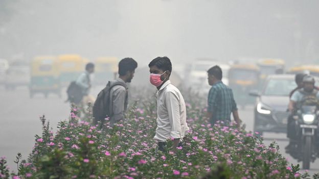 Delhi air pollution: Schools shut as air quality turns severe