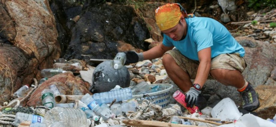 Experts trash Hong Kong's 'throwaway culture' ahead of plastic ban
