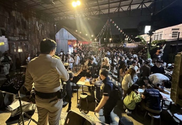 Police and officials feud over Chiang Mai pub raids