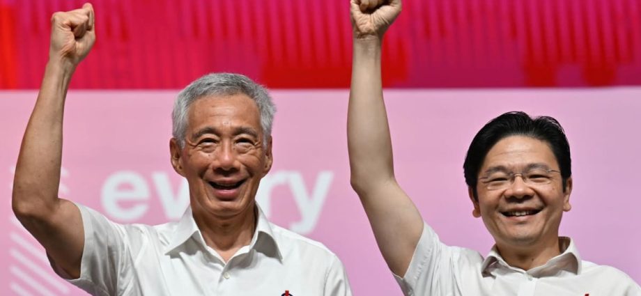 Singapore S Next General Election Likely In 2024 Say Analysts After   Singaporeac280c299s Next General Election Likely In 2024 Say Analysts After Pm Lee Reveals Handover Plan 920x425 