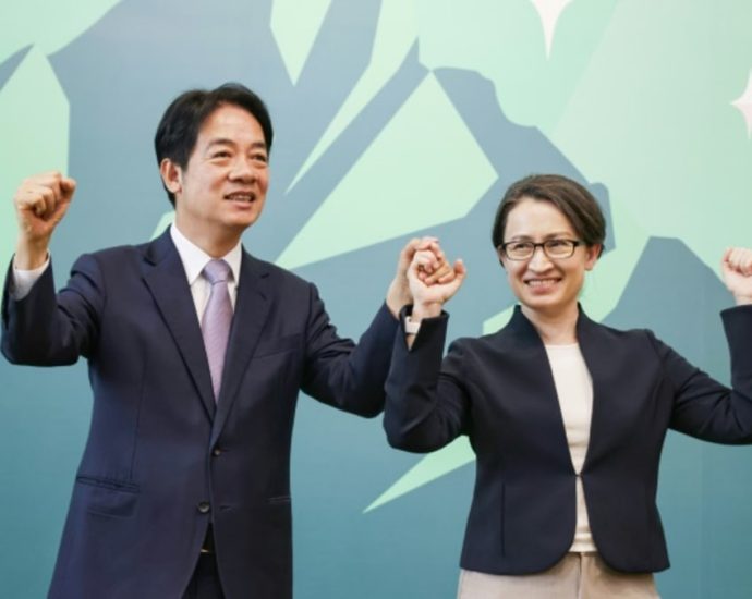 Taiwan's presidential frontrunner picks US envoy as running mate