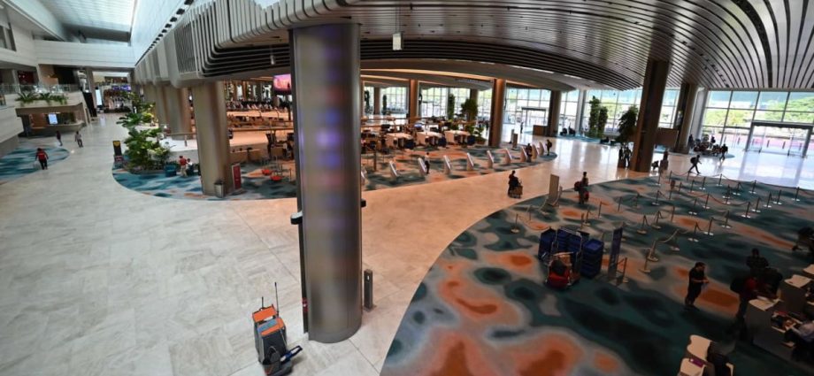 Terminal 2 fully reopens, boosting Changi Airport’s operating capacity to 90 million passengers annuallyÂ 
