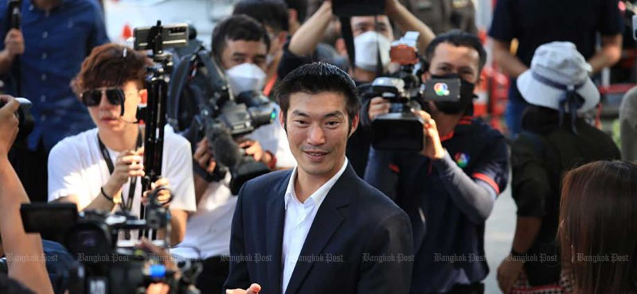 Thanathorn confirms chinwag with Thaksin in HK