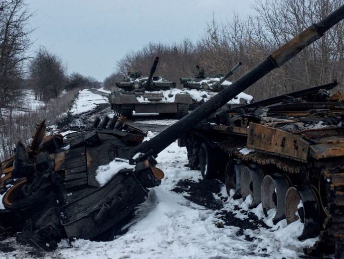 Winter warfare: Which side has the edge in Ukraine?