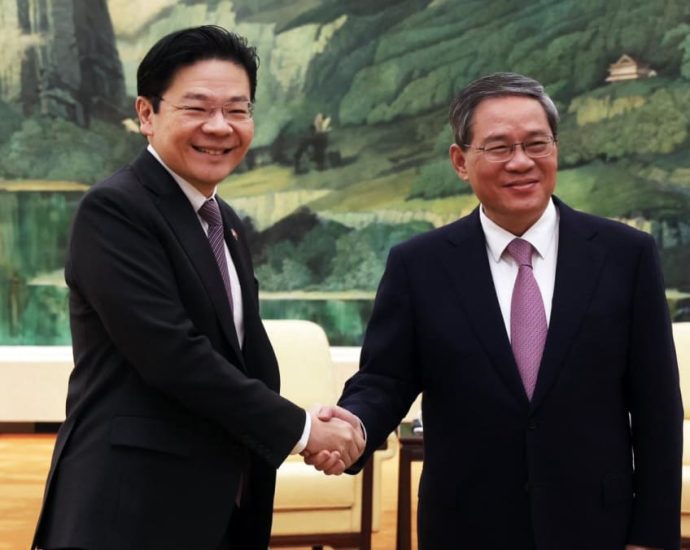 China ready to âpursue even more ambitious goalsâ with Singapore: Premier Li