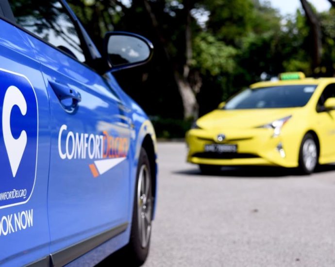 ComfortDelGro taxi flagdown rates to go up by 50 cents; new weekend peak hour surcharge from Dec 13