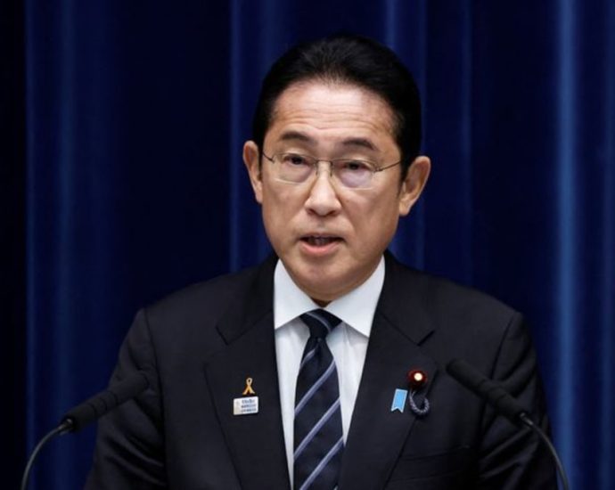 Commentary: Japanâs Kishida needs to learn from âjujitsu PMâ to face political scandal
