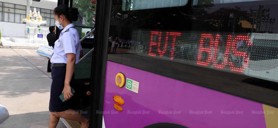 Govt pledges 100% electric public transport by end of decade