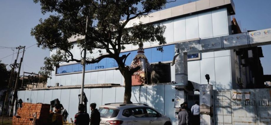 India probe into bribery claim in toxic syrup tests nears completion
