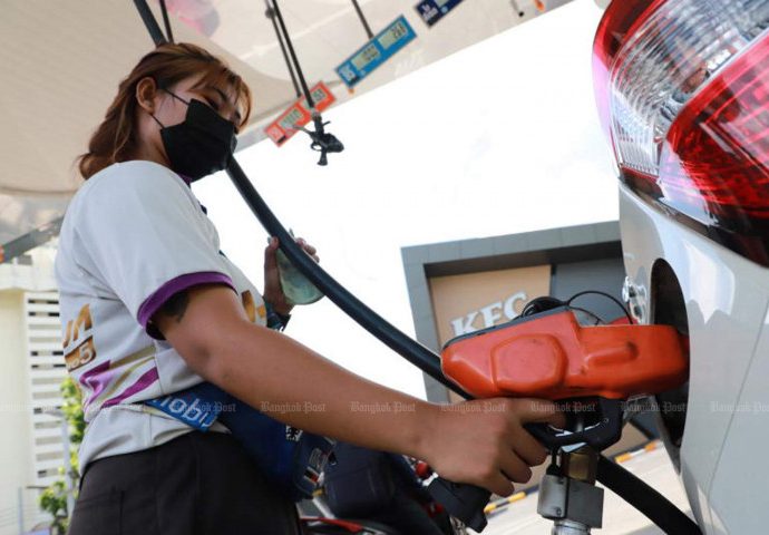 Ministers at odds over higher Bangkok petrol tax