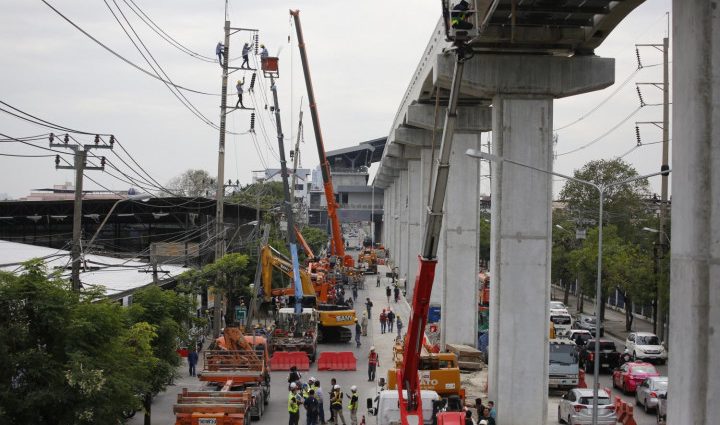 Monorail mishap spurs govt warning