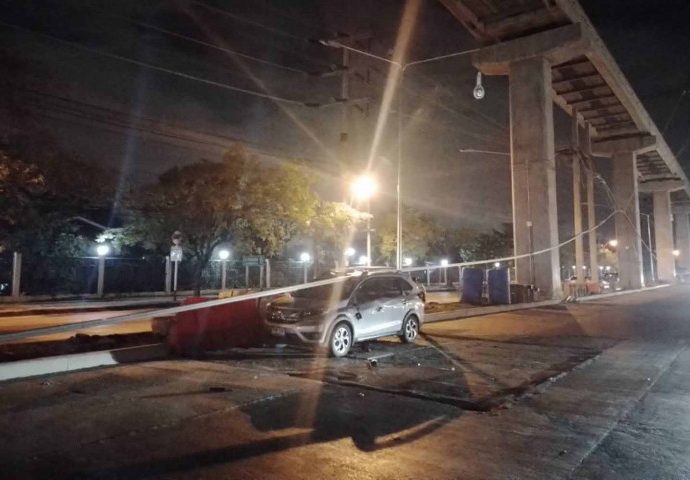 Pink Line rail fell in Nonthaburi