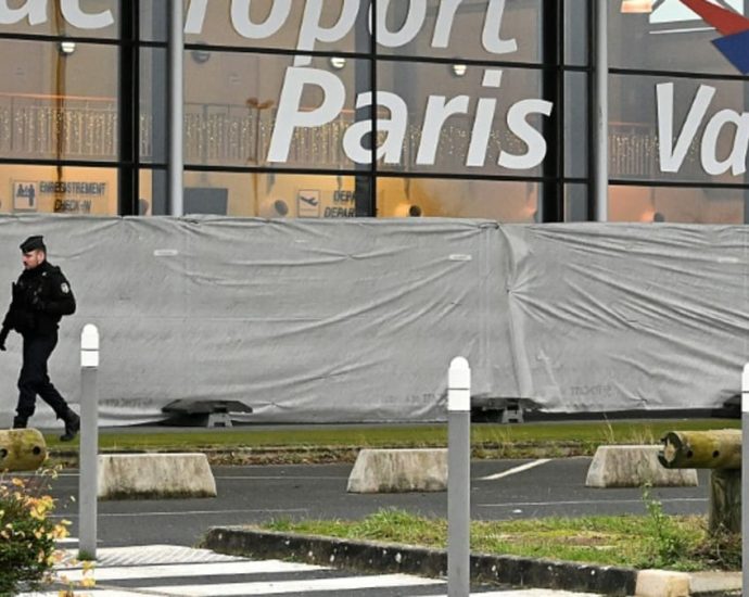 Plane passengers pending human trafficking inquiry leave France for India
