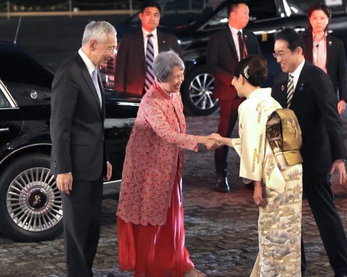Prime Minister Lee Hsien Loong on leave until Dec 31