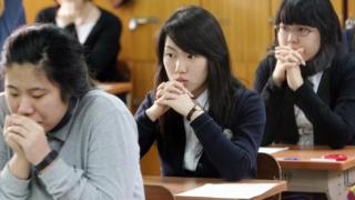 South Korea: Students sue after teacher ends exam 90 seconds early