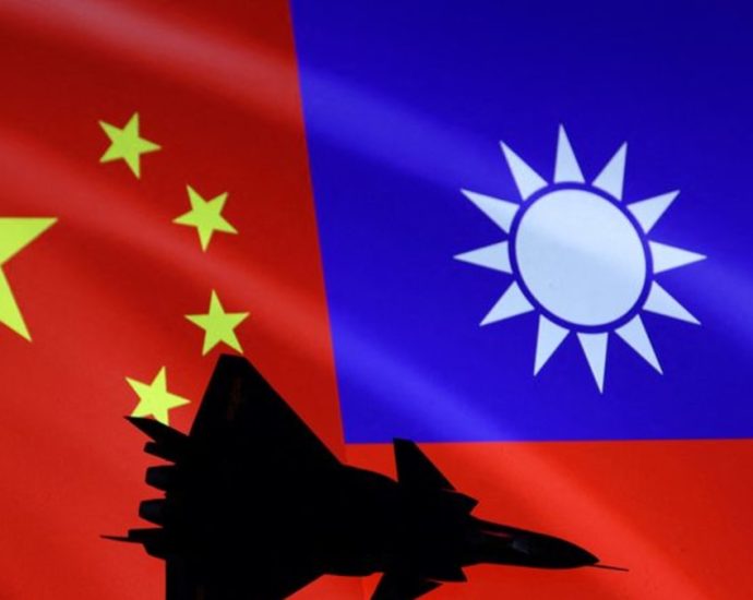 Taiwan not seeing signs of large-scale Chinese military activity ahead of election