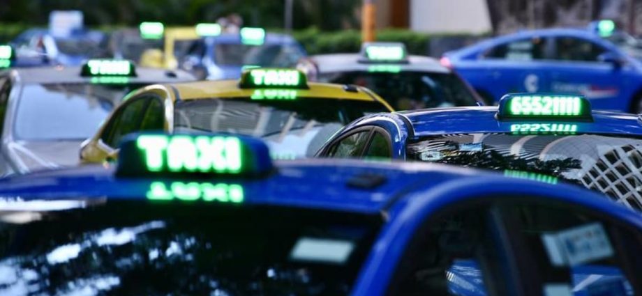 Taxi drivers fined, stripped of licence for overcharging passengers at MBS, Changi Airport