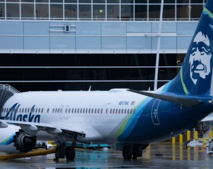 Alaska Airlines again grounds all Boeing 737 Max 9 jetliners as more maintenance may be needed