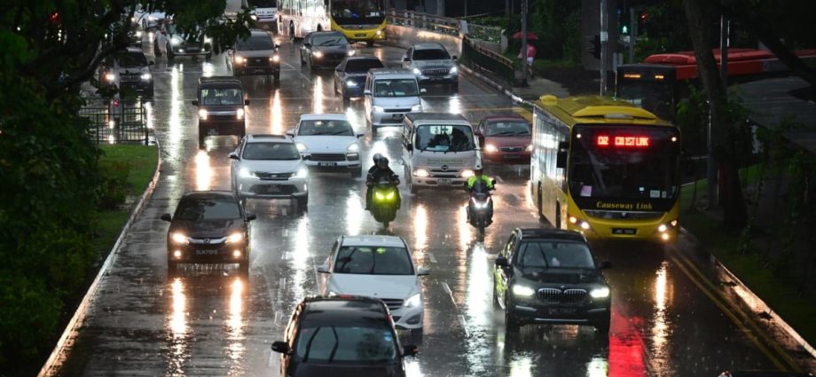 Cat A COE down to S,010 as premiums for cars plunge in first exercise of 2024