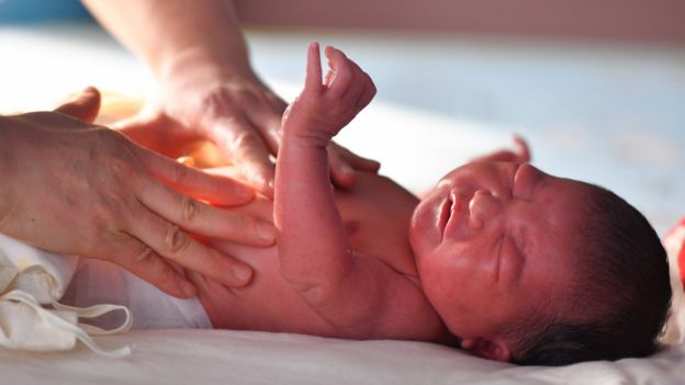 China records population decline for second straight year