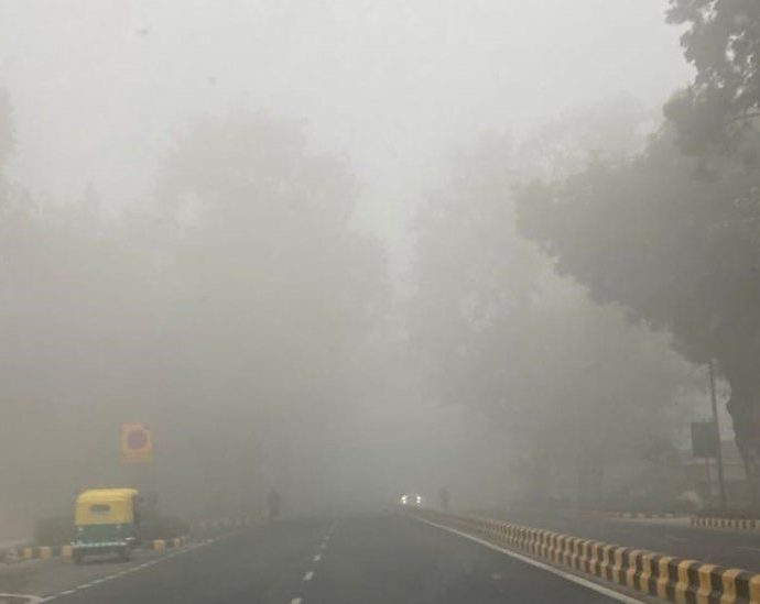 Delhi fog: Poor visibility disrupts life and travel in Indian capital