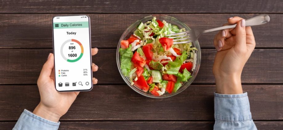 Do calorie-tracking apps or meal subscriptions for weight loss really work? How to make the most of them