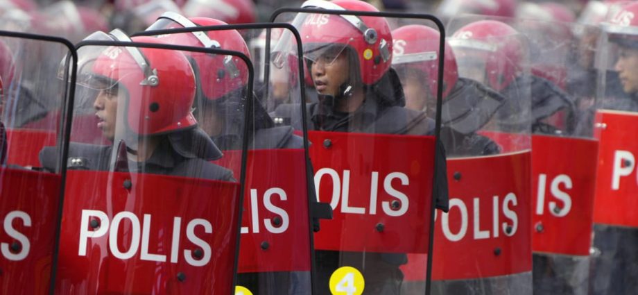 Malaysiaâs new Independent Police Conduct Commission comes under fire amid slew of alleged misconduct by officers