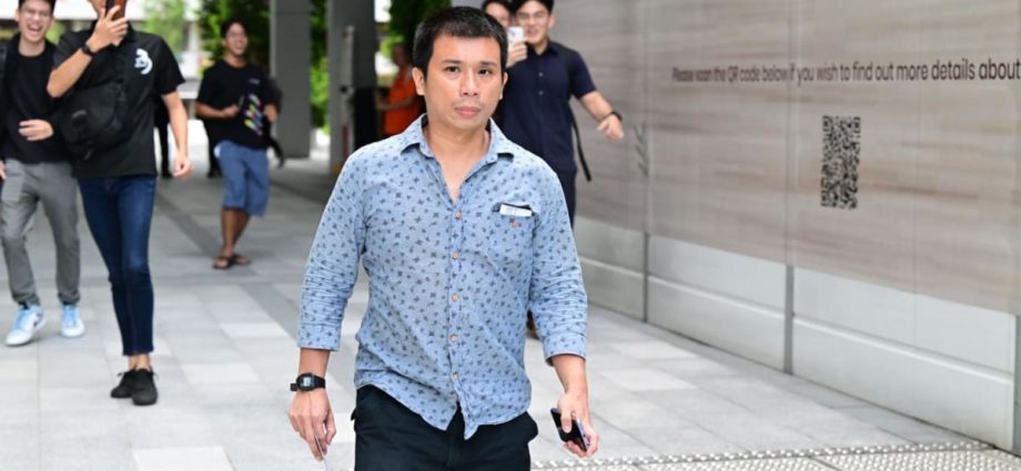 Online personality Kurt Tay gets more charges, says he will make police reports after being heckled