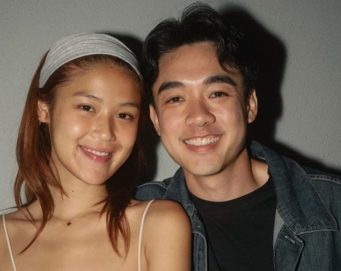 Actress Chen Yixin announces breakup with singer-actor Gavin Teo