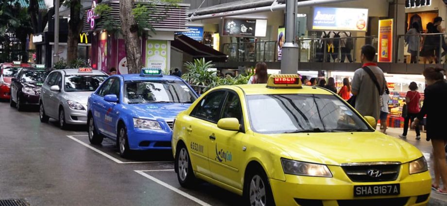 Commuters more satisfied with taxi, private-hire car services in 2023: Survey