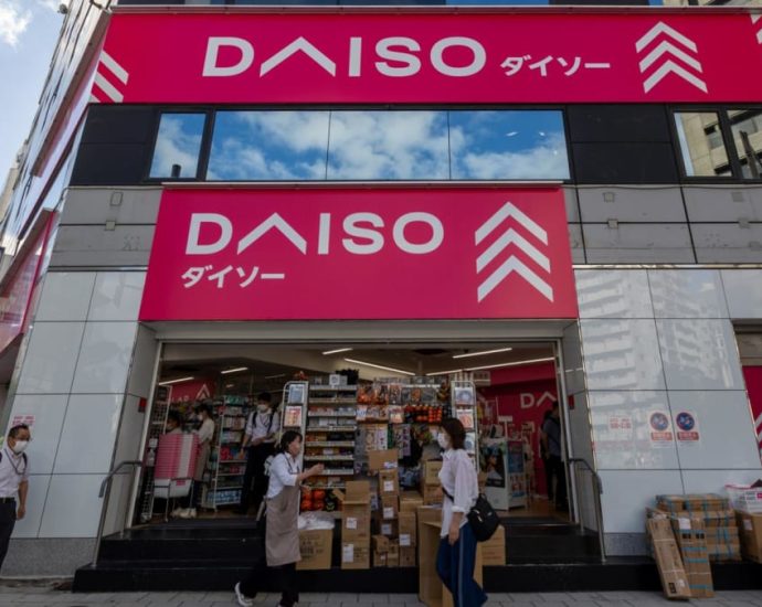 Daiso founder Hirotake Yano dies at age 80 of heart failure