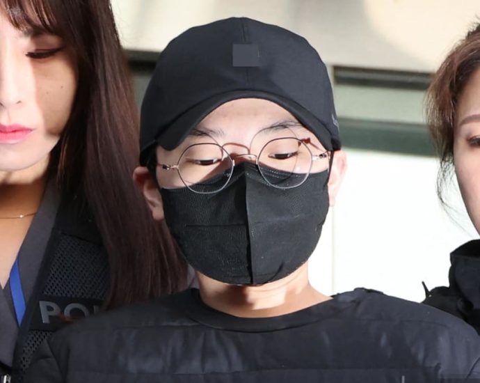 Ex-fiance of South Korean Olympic fencing star jailed 12 years for fraud