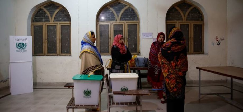 Five killed as violence mars Pakistan election; mobile services suspend