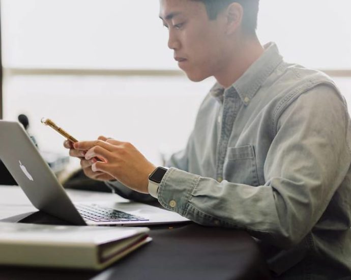 Flexible work arrangements increasingly important as more Singaporean take on caregiving roles: Gan Siow Huang