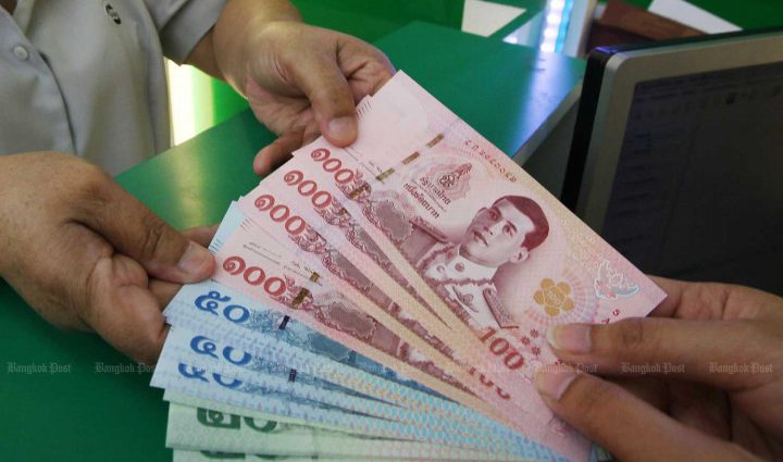 Govt ‘gifts’ workers a higher wage