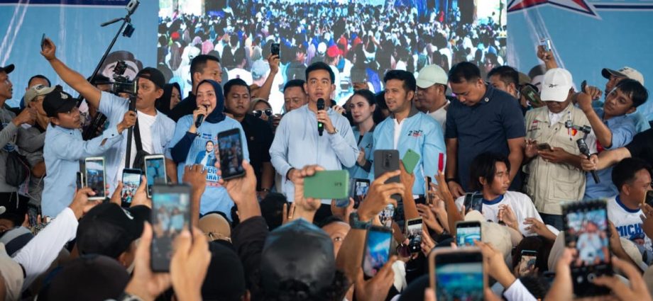 Indonesia Elections 2024: From contentious figure to crowd magnet, VP candidate Gibran expands Prabowoâs reach, appeal