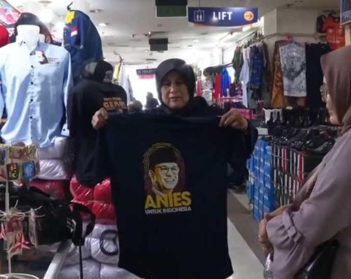 Indonesian merchandise businesses cash in on election fever