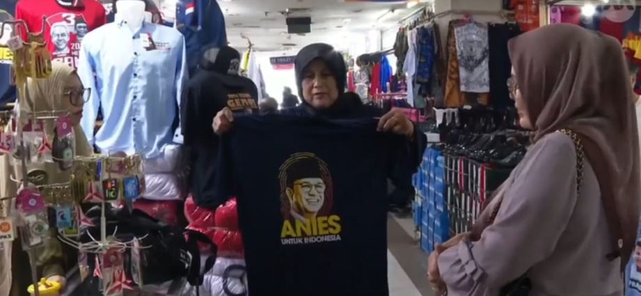 Indonesian merchandise businesses cash in on election fever