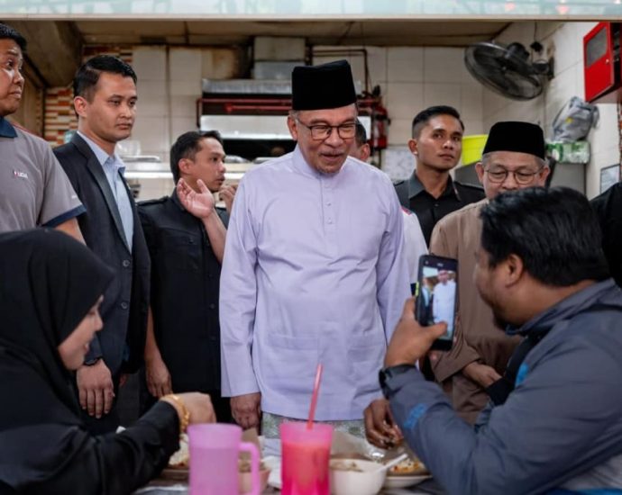 Malaysian government not ignoring ringgitâs decline: PM Anwar