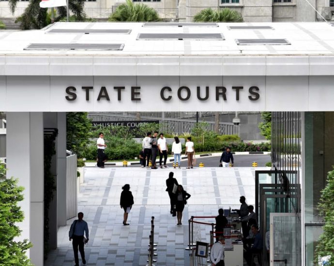 Man jailed for stealing bag from dead person